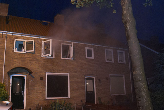 2012/118/GB 20120524 006 Binnenbrand wonen Ibisstraat.jpg